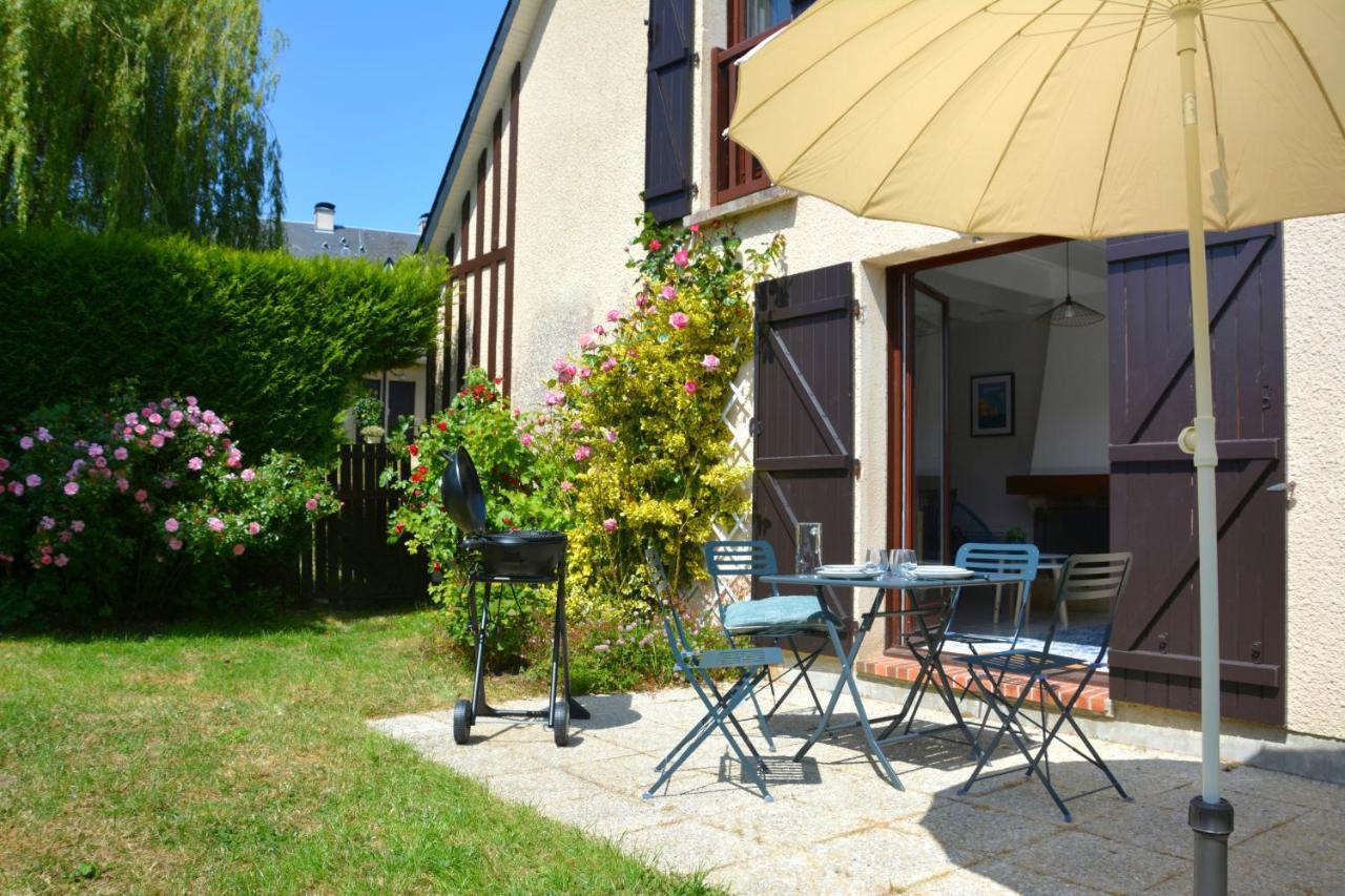 Cottage With Large Garden 15 Minutes Walk From The Beach Villers-sur-Mer Exterior foto